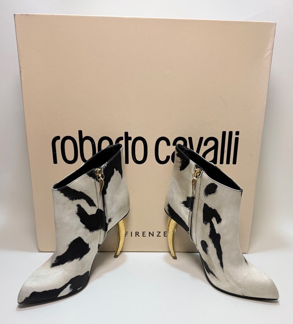 Roberto Cavalli White Black Animal Print Tiger Tooth Heel Booties 37 New